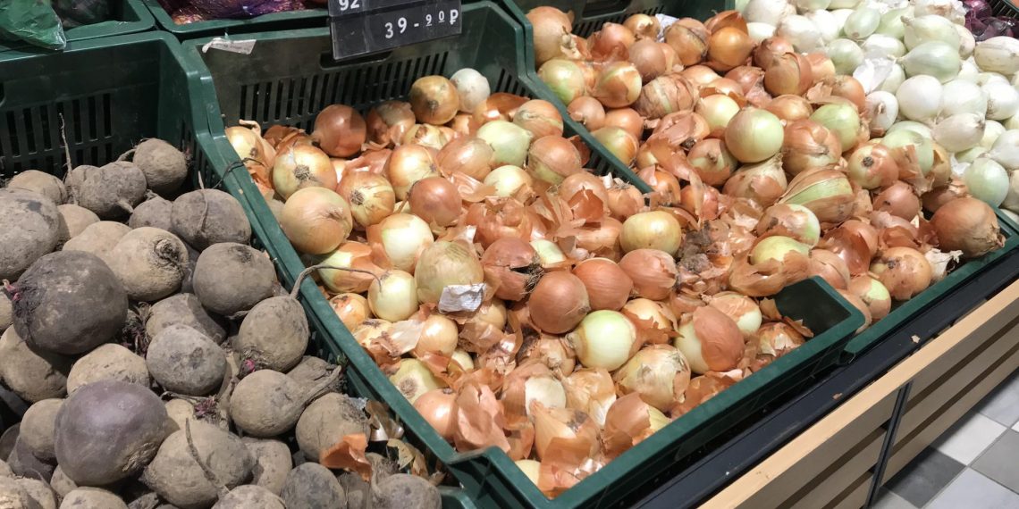 80 тонн репчатого лука и 23 тысячи цветов доставили с нарушениями в Ульяновскую область