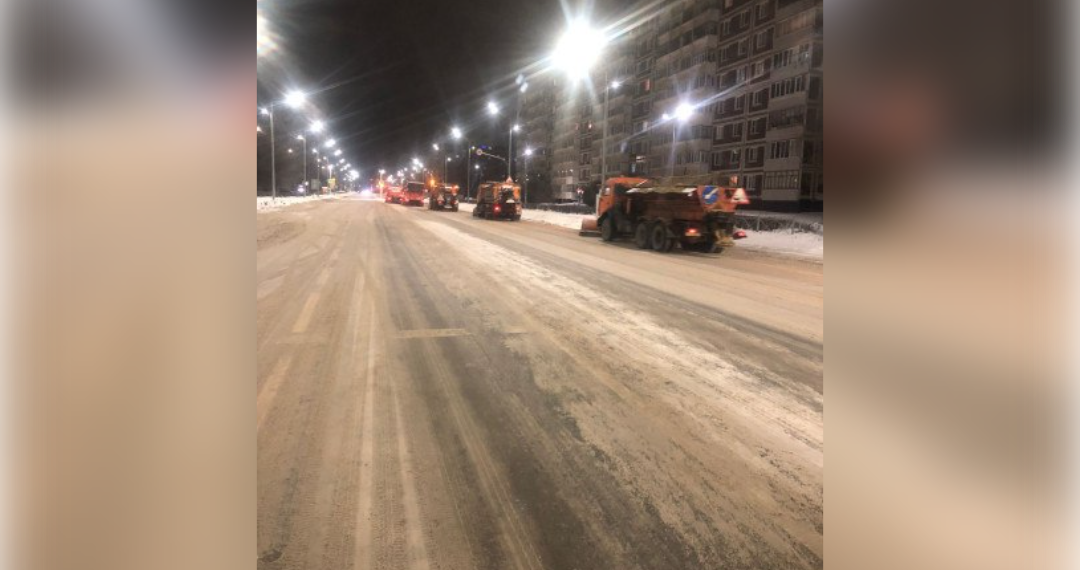 Мэр поручил убирать Ульяновск колоннами КДМ