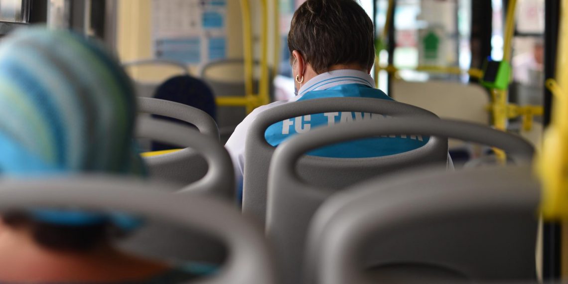 Чем занимаются ульяновцы по дороге на работу — опрос SuperJob