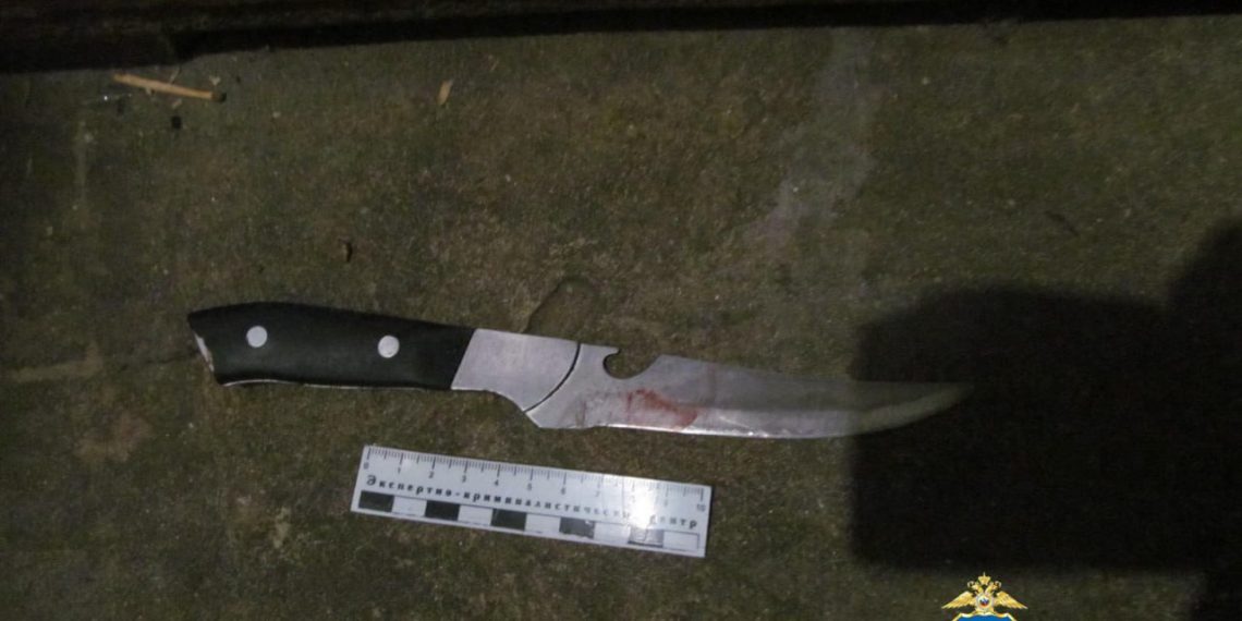 Димитровградец порезал соседа по общежитию