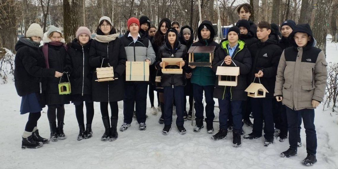 Ульяновские школьники включились во всероссийскую акцию по кормлению птиц