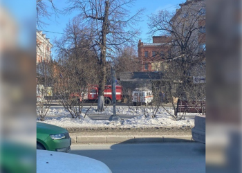 К ресторану в центре Ульяновска приехали машины спецслужб