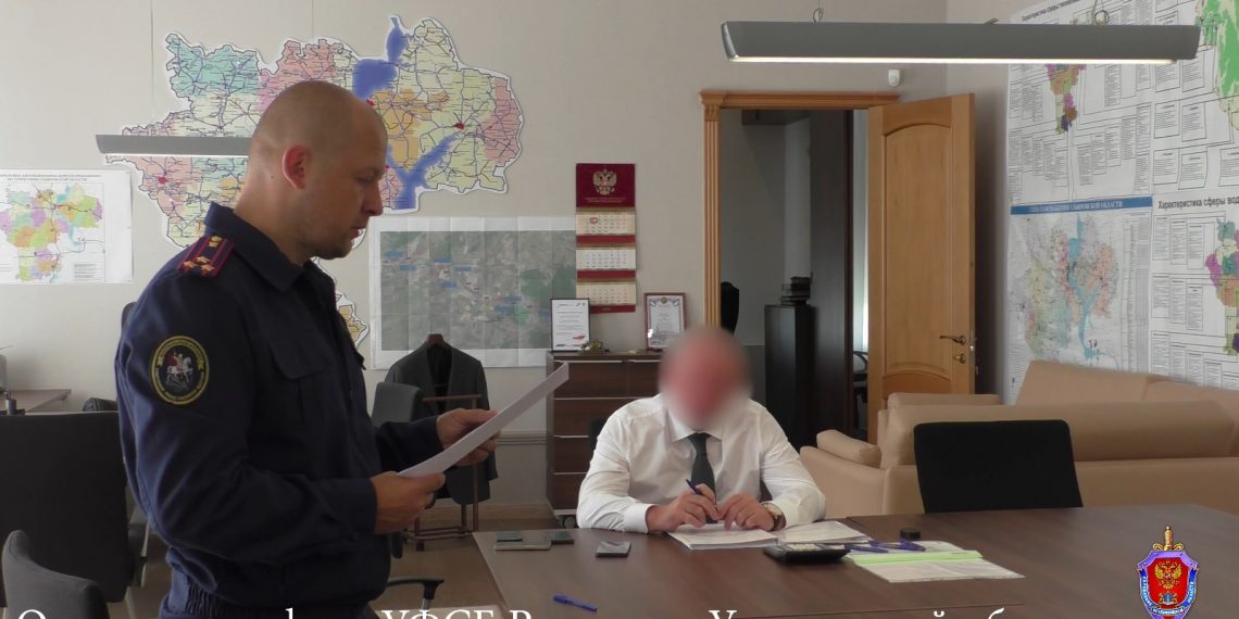 ФСБ опубликовала видео задержания получившего 12 лет Эделя