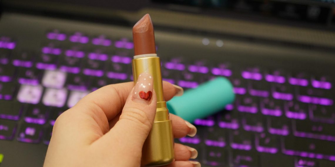 Ульяновцы неохотно поддерживают идею об ограничении покупок на маркетплейсах