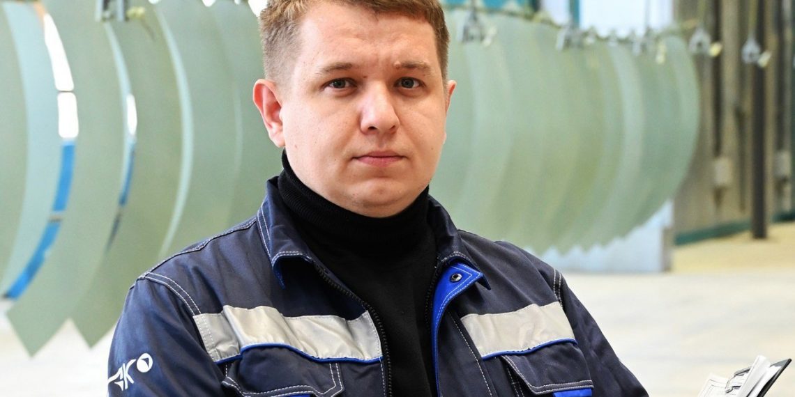 Инженер ульяновского Авиастара стал волонтёром по очистке Черноморского побережья