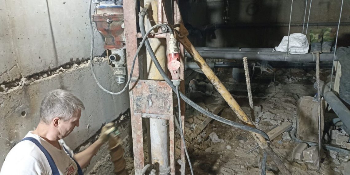 Хлипкие фундаменты МКД начали ремонтировать в Ульяновске