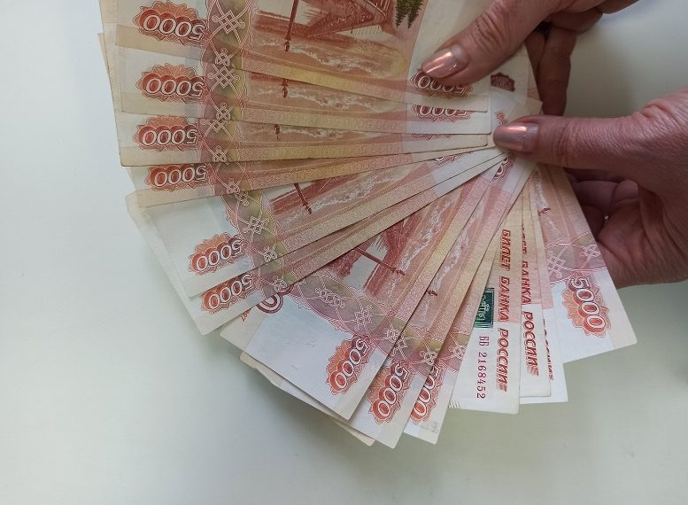 Ульяновцам рассказали о правилах получения пособия на детей