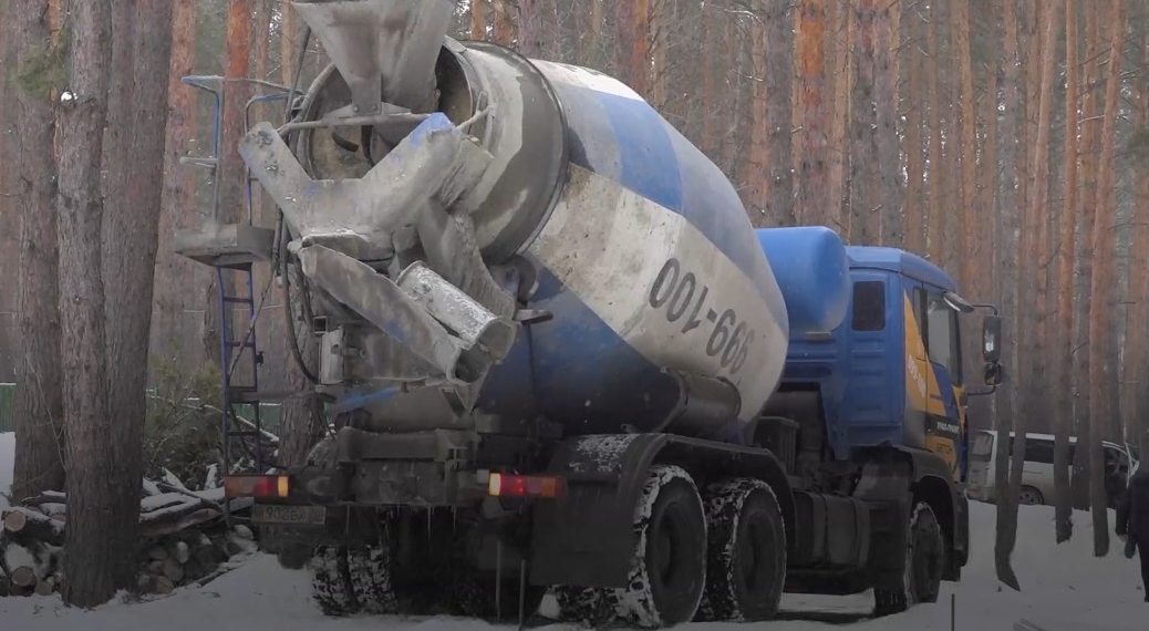 Новый корпус из сэндвич-панелей начали строить в ульяновской лагере имени Деева