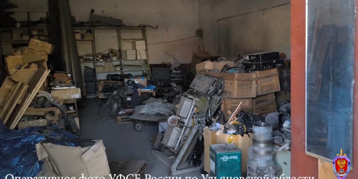 УФСБ и таможня пресекли контрабанду авиационных комплектующих в Ульяновской области