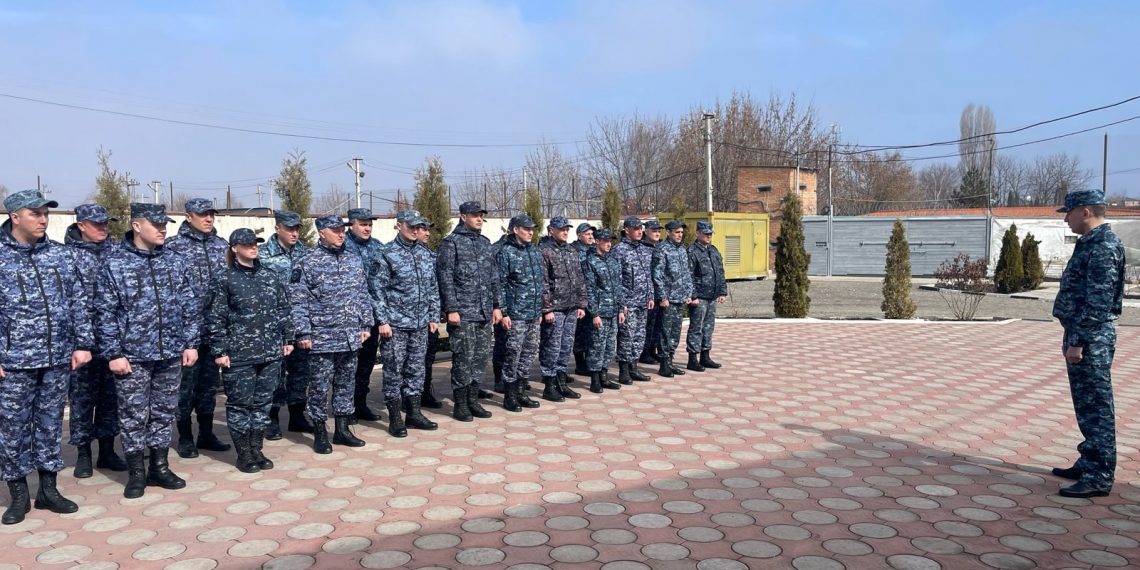 Максим Петрушин проверил условия службы ульяновских полицейских в Ингушетии