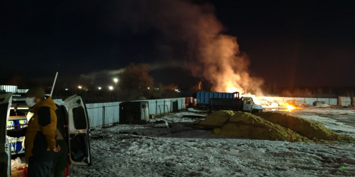 Росприроднадзор проверяет воздух после горения магния в Новосельдинском