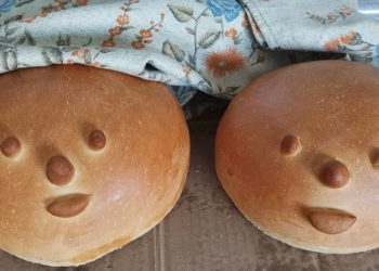 В Мостовой Слободе к Масленице напекли весёлых Колобков