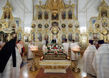Как прошло Пасхальное богослужение в Спасо-Вознесенском соборе Ульяновска