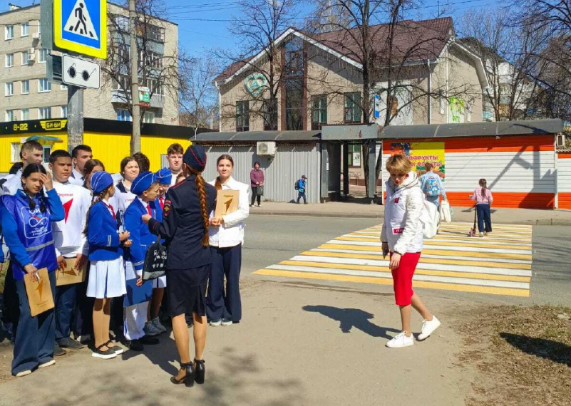 Подрядчики приступили к обновлению дорожной разметки в Ульяновске