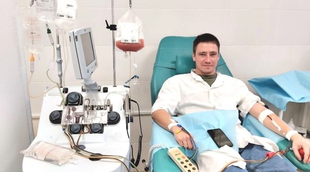 Пожарный из Димитровграда стал первым в городе донором костного мозга