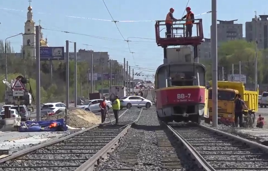 В Ульяновске завершают настройку трамвайной сети на Минаевском мосту