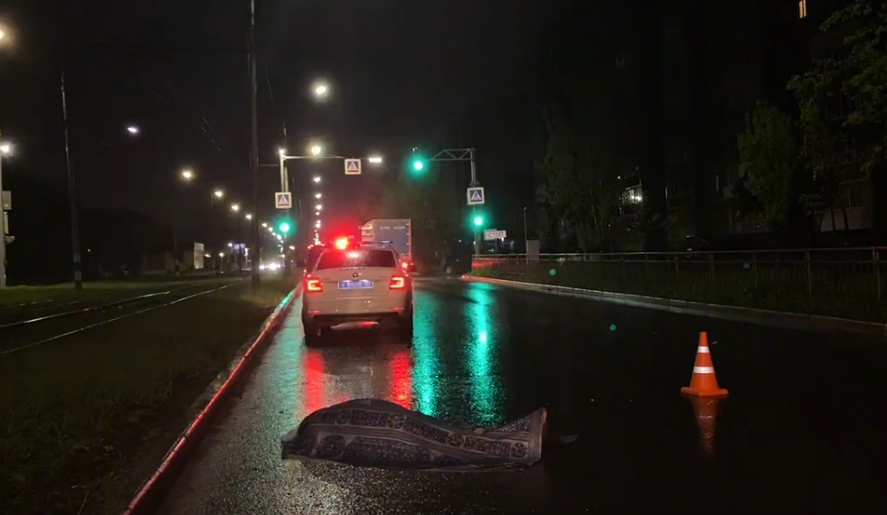 В Ульяновске пешеход погиб при переходе дороги в неположенном месте