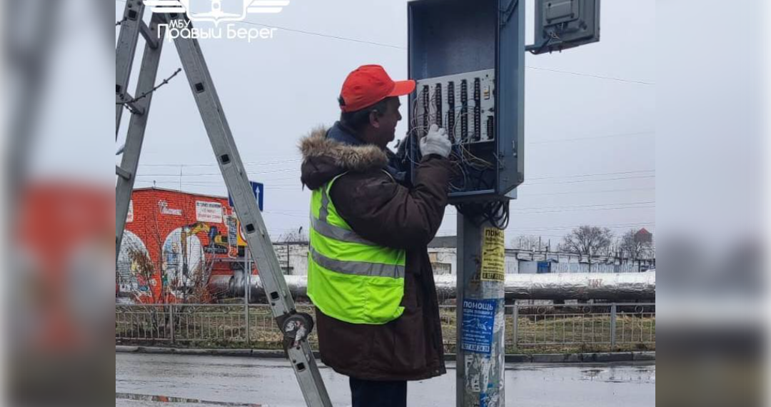 В Ульяновске улучшили светофорный режим на перекрестке Ефремова – Промышленная