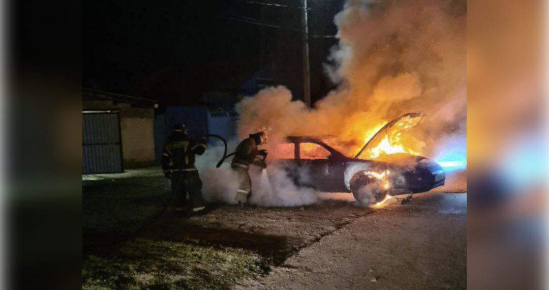 В Засвияжском районе Ульяновска сгорел Subaru