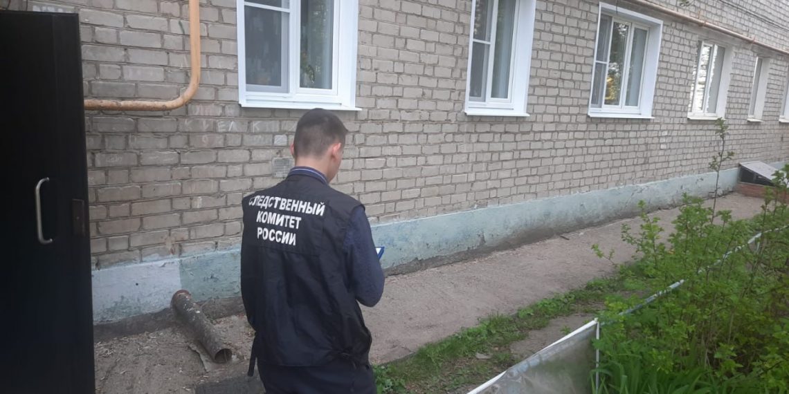 Ребёнок выпал из окна четвёртого этажа в Ульяновске