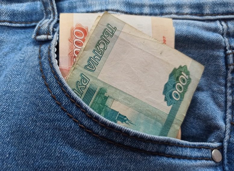 Ульяновские зарплаты выросли до 61 322 рублей: что за этим стоит