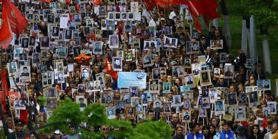 Свыше 100 тысяч жителей Ульяновской области прошли в «Бессмертном полку»