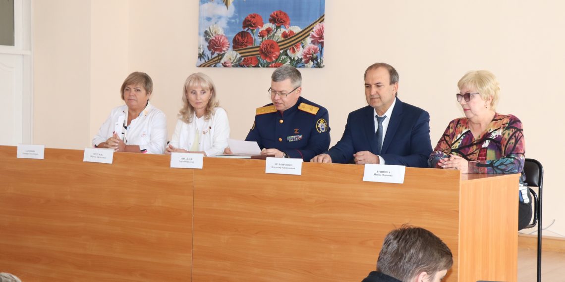 Глава ульяновского СК лично выслушал ветеранов в преддверии 9 Мая