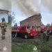 Склад с тканями загорелся в Ишеевке — видео