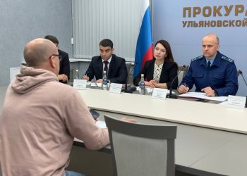 Толчина и Гришин «разруливают»: ульяновские предприниматели снова в очереди за справедливостью