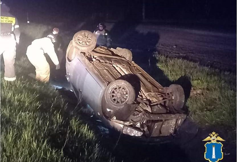 Двое пострадали в ДТП под Ульяновском: Lada Kalina улетела в кювет