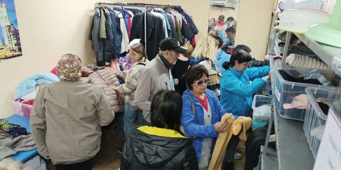 Где в Ульяновске можно получить или отдать вещи: список гуманитарных складов