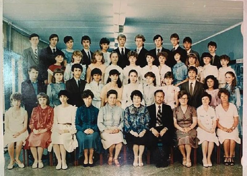 Алексей Русских поделился воспоминаниями о школьном выпускном