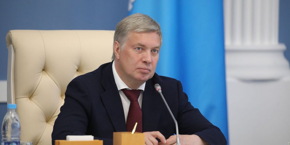 В сети распространяют поддельное видео с губернатором Русских