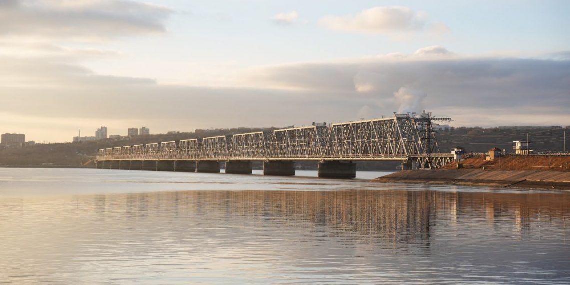 Императорский мост закрыт на ремонт до понедельника