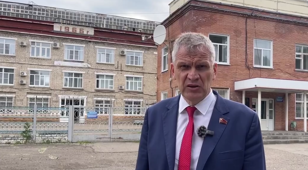 12 часов вместо 8: рабочих Цильнинского завода хотят «переломать»