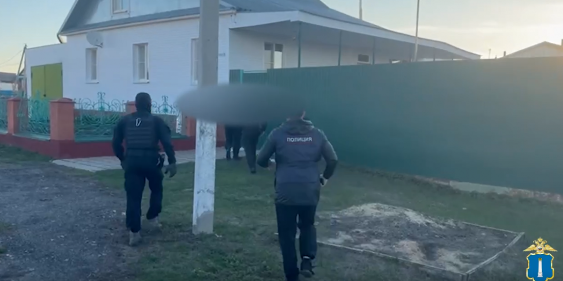 5000 бутылок и 9000 пачек сигарет: появилось видео изъятия контрафакта в Ульяновской области