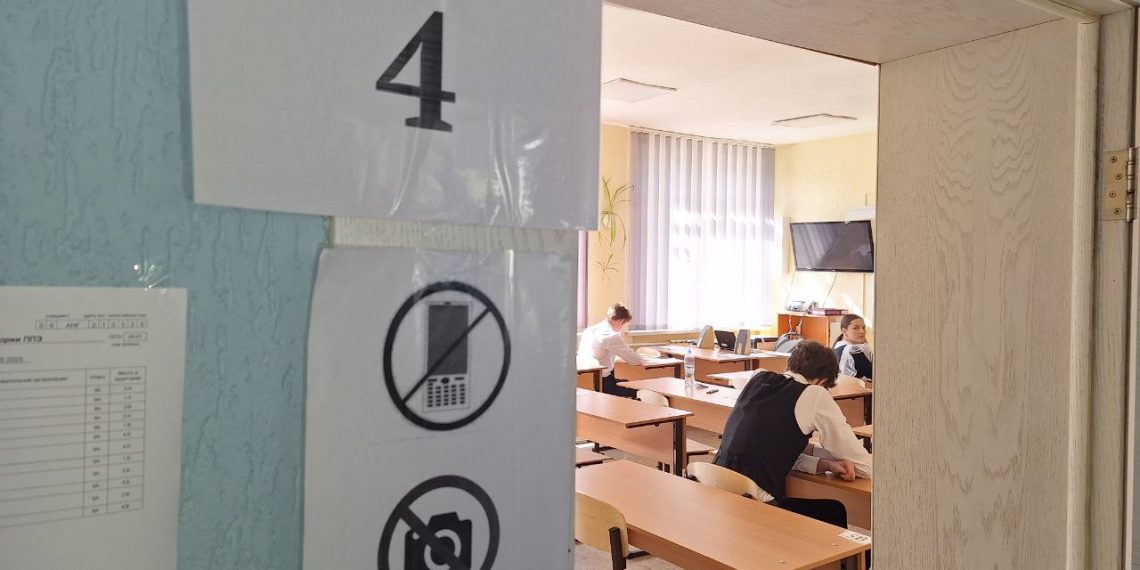 160 пунктов и 300 наблюдателей: как прошел ОГЭ по математике в Ульяновской области