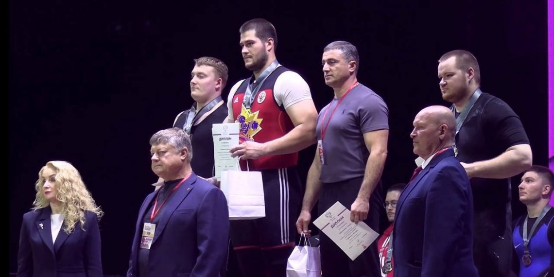 Ульяновский штангист Глеб Отпущенников завоевал «бронзу» Первенства России