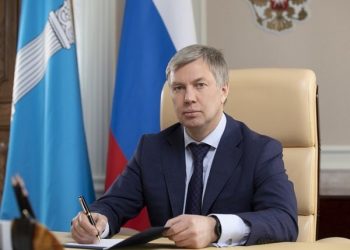 Болдакин поздравил Русских с днём рождения