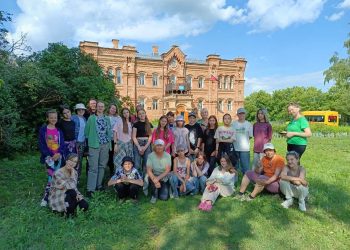 Художники со всей России собрались на ульяновском пленэре «Киселёвские зори»