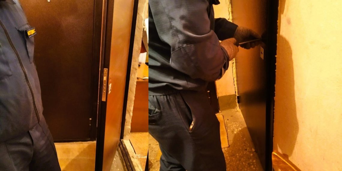 Ульяновские спасатели помогли пенсионеру попасть в собственную квартиру