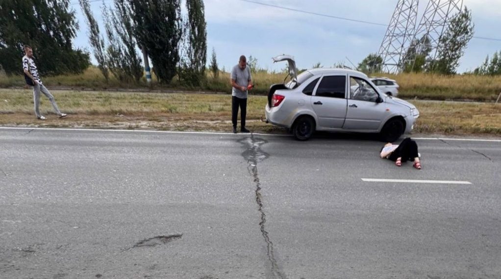 У 4-й проходной ульяновского «Авиастара» легковушка сбила девушку