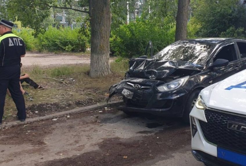 Бесправный водитель спровоцировал тройное ДТП в Ульяновске