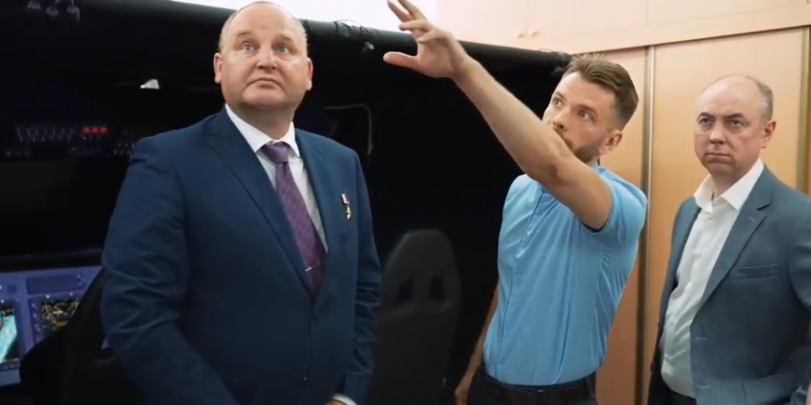 Герой России Николай Шпитонков оценил разработки ульяновских приборостроителей