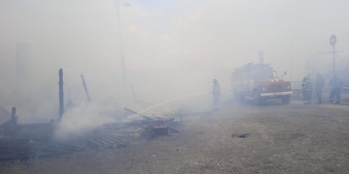 Причиной пожара в придорожном кафе у Прислонихи стал взрыв газового баллона