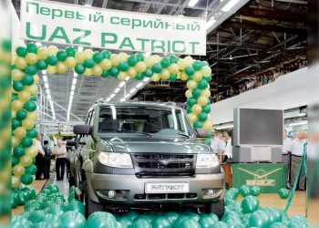 В Ульяновске отмечают юбилей легендарного внедорожника: «Патриоту» – 20