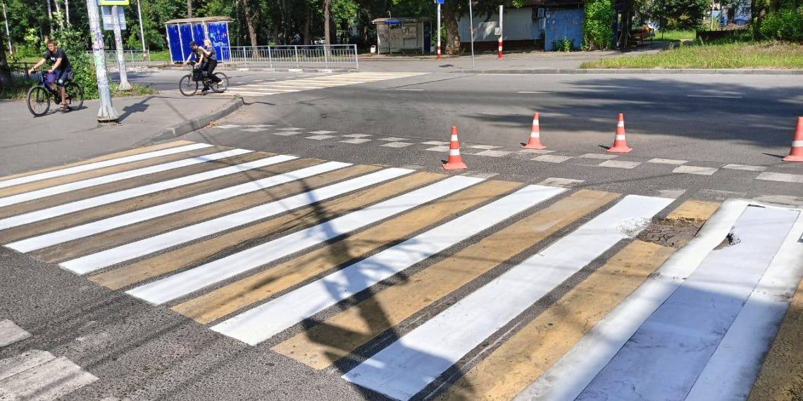В Ульяновске обновляют пешеходные переходы у школ