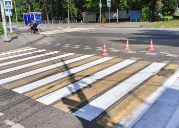 В Ульяновске обновляют пешеходные переходы у школ