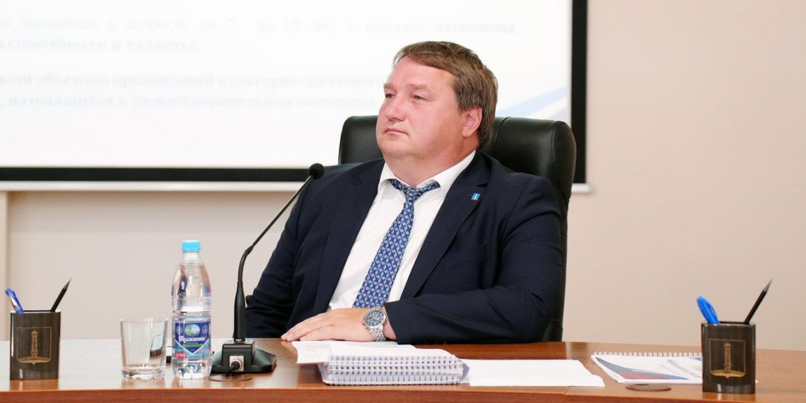 Мэр Ульяновска поручил провести День города насыщенно, но без лишних затрат