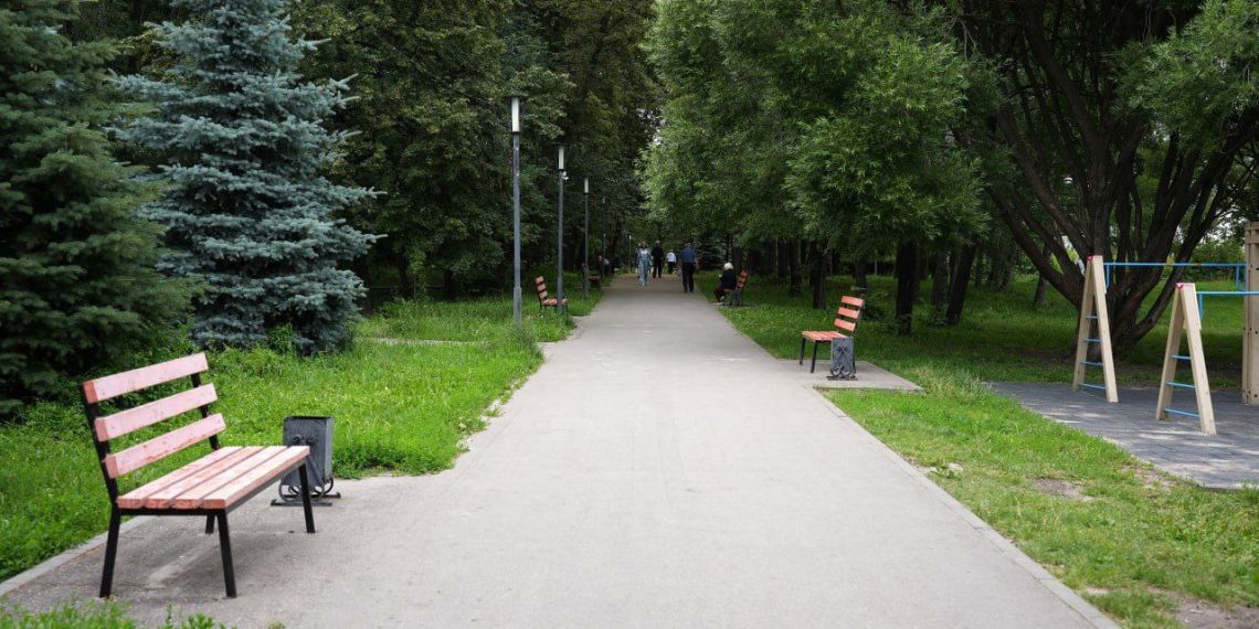 Игровые комплексы в ульяновском сквере «Строителей» приведут в порядок